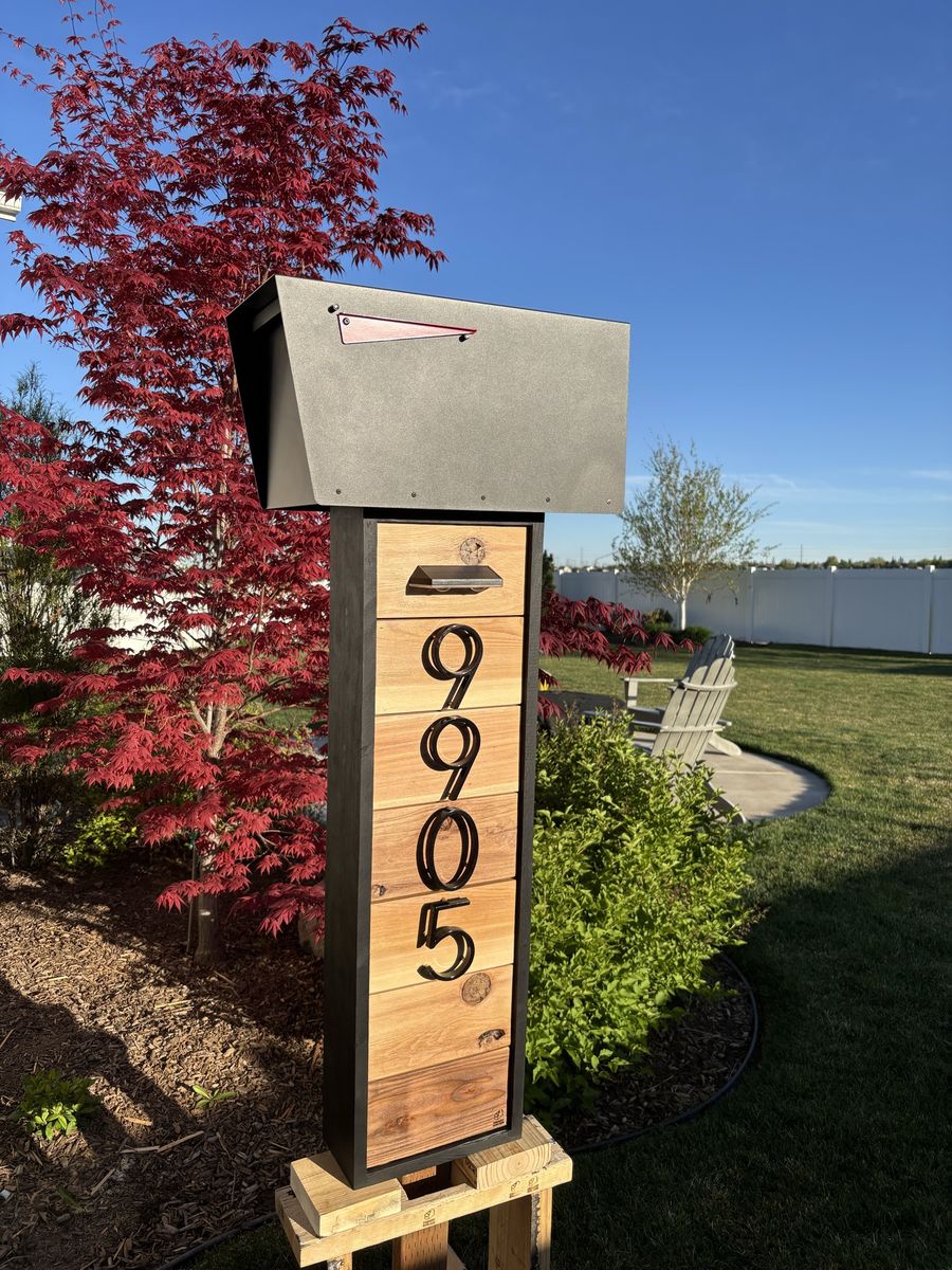 Custom Handcrafted Cedar Mailbox Post and Mailbox with Light