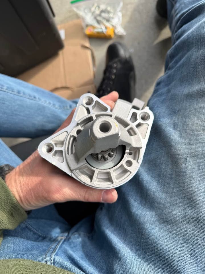 Main image 3