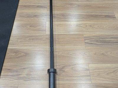 CAP 6 ft long, 2 in barbell, fits on squat rack