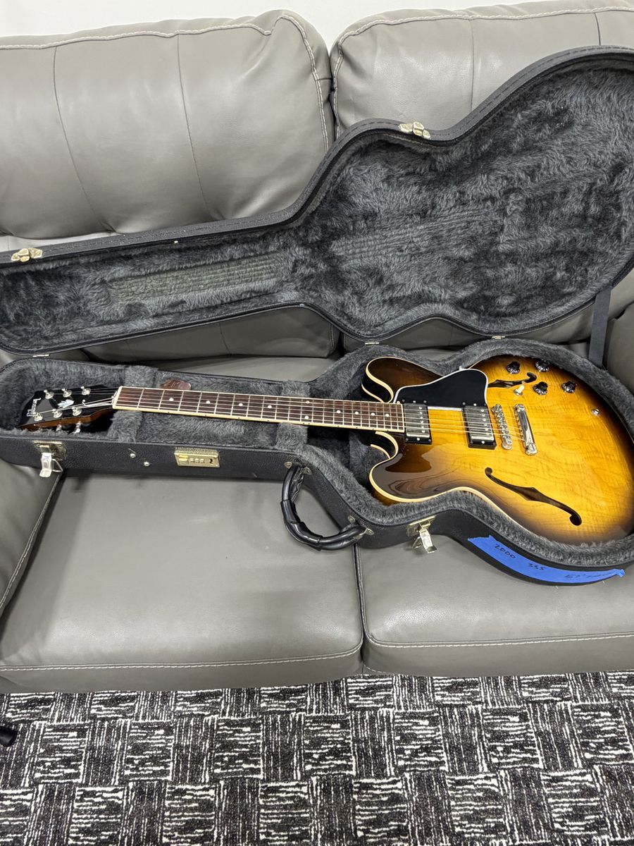 Gibson 335
