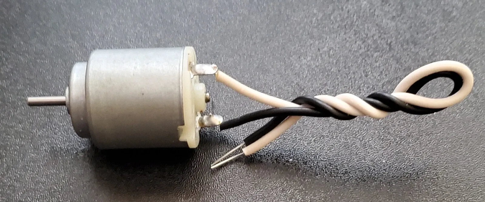 FREE:3V-6V DC Hobby Motor Type R260 Micro Motor Toy motor w/ Leads DC Motor Lot of 12