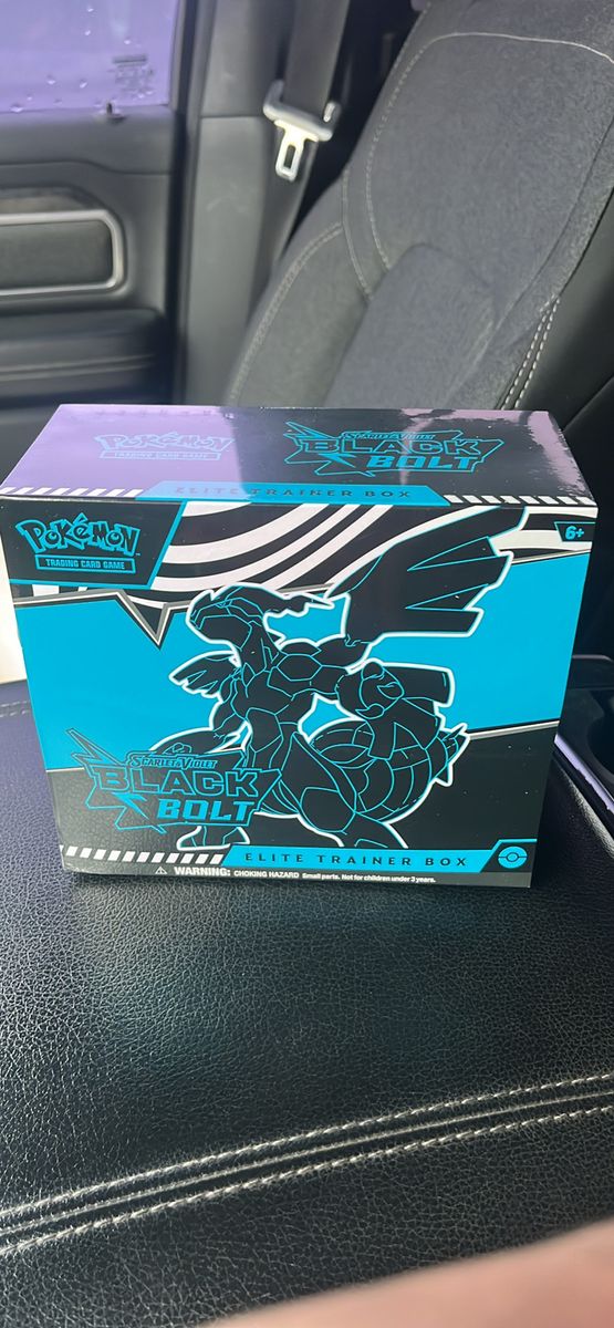 Pokemon Black Bolt Etb