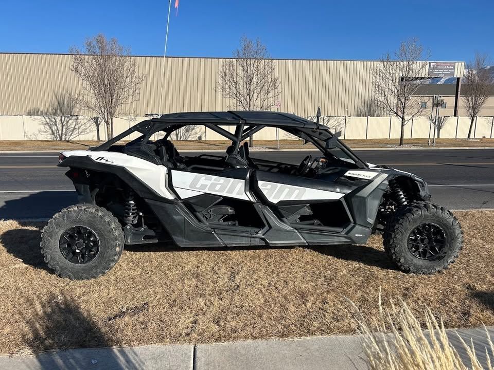 2018 Can-Am Maverick X3 Max - 4 Seater Side by Side