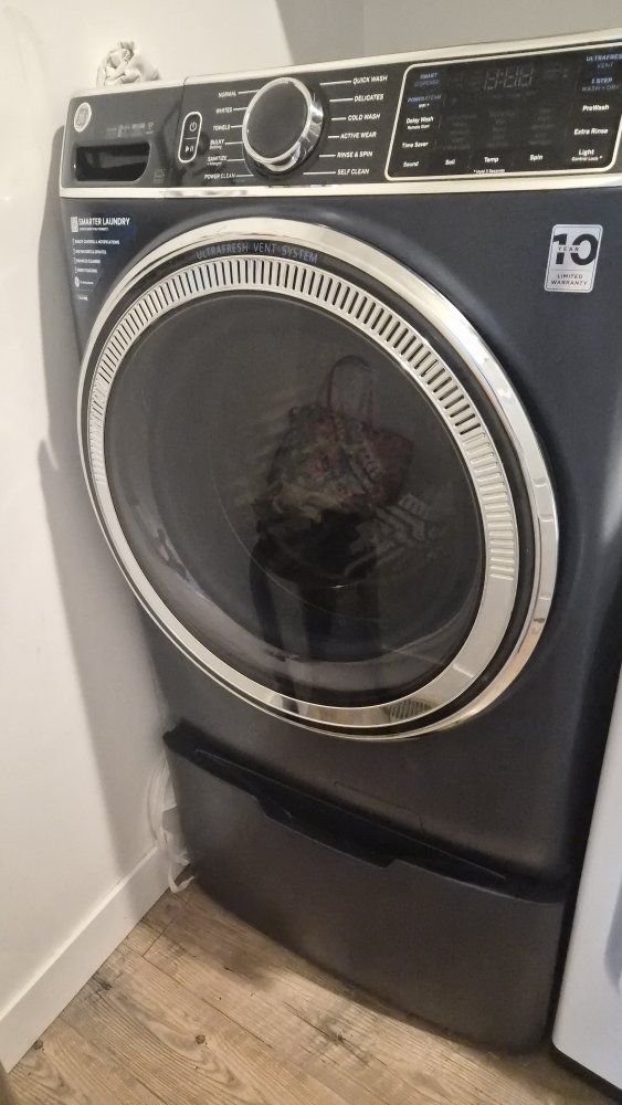 GE Appliances GFW850SPN5RS Front Load Washer with UltraFresh Vent System