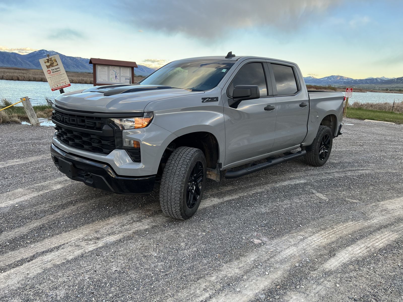 2024 Chevrolet Silverado 1500 Custom Trail Boss