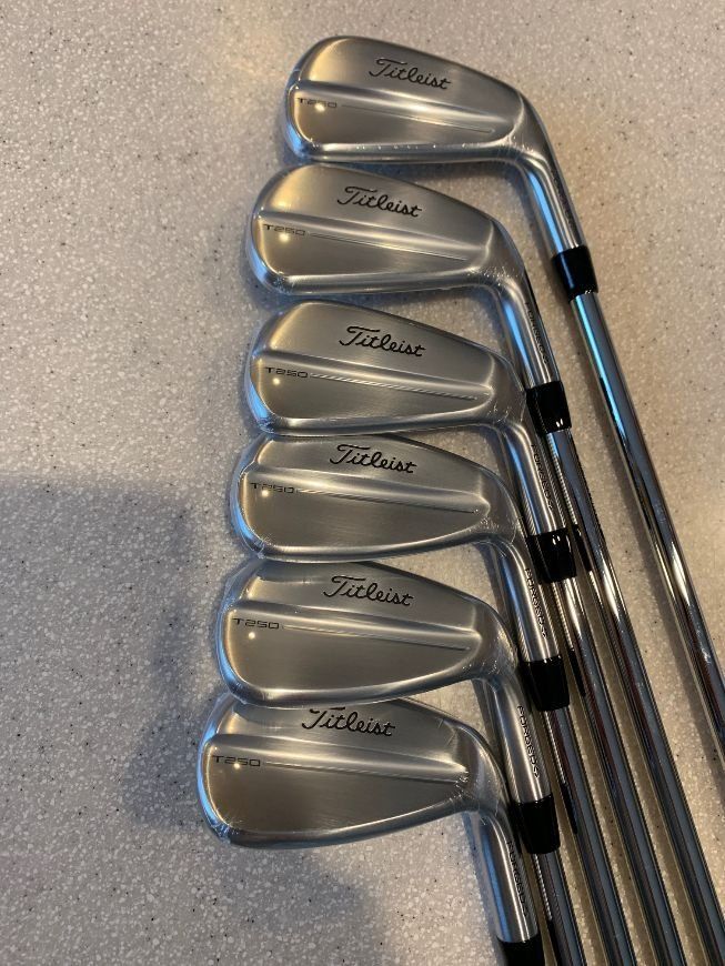 New In Plastic Titleist Right Hand T250 Steel Shaft Golf Iron Set Stiff 5-PW AMT Black Stiff