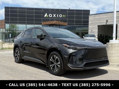 2024 Toyota bZ4X XLE