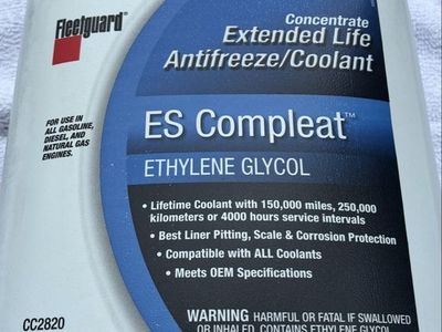 Fleetguard ES Compleat Ethylene Glycol Concentrate Antifreeze Coolant CC2820 - 1 Gallon