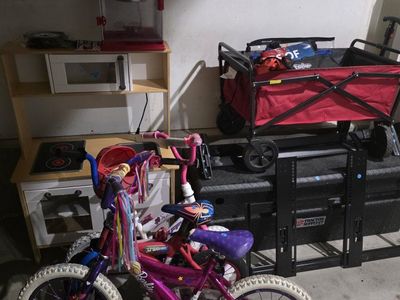 Multi-Item Yard and Garage Sale Assortment