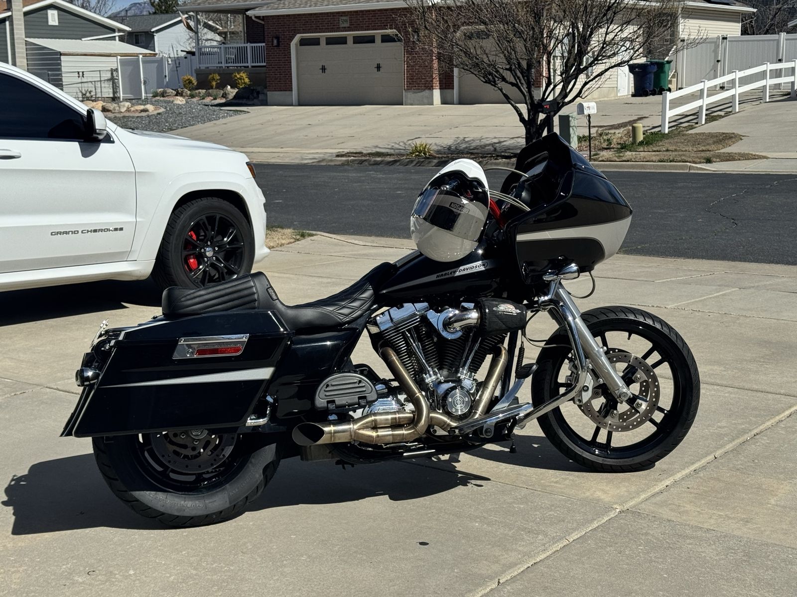 Built Harley-Davidson Road Glide Custom Motorcycle - Black, Excellent Condition.