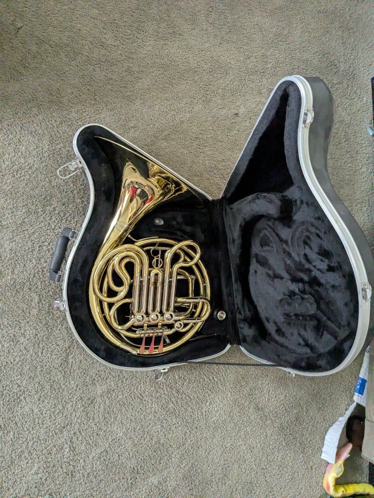 Accent Double French Horn (F / Bb) with Hard Case Used Instrument