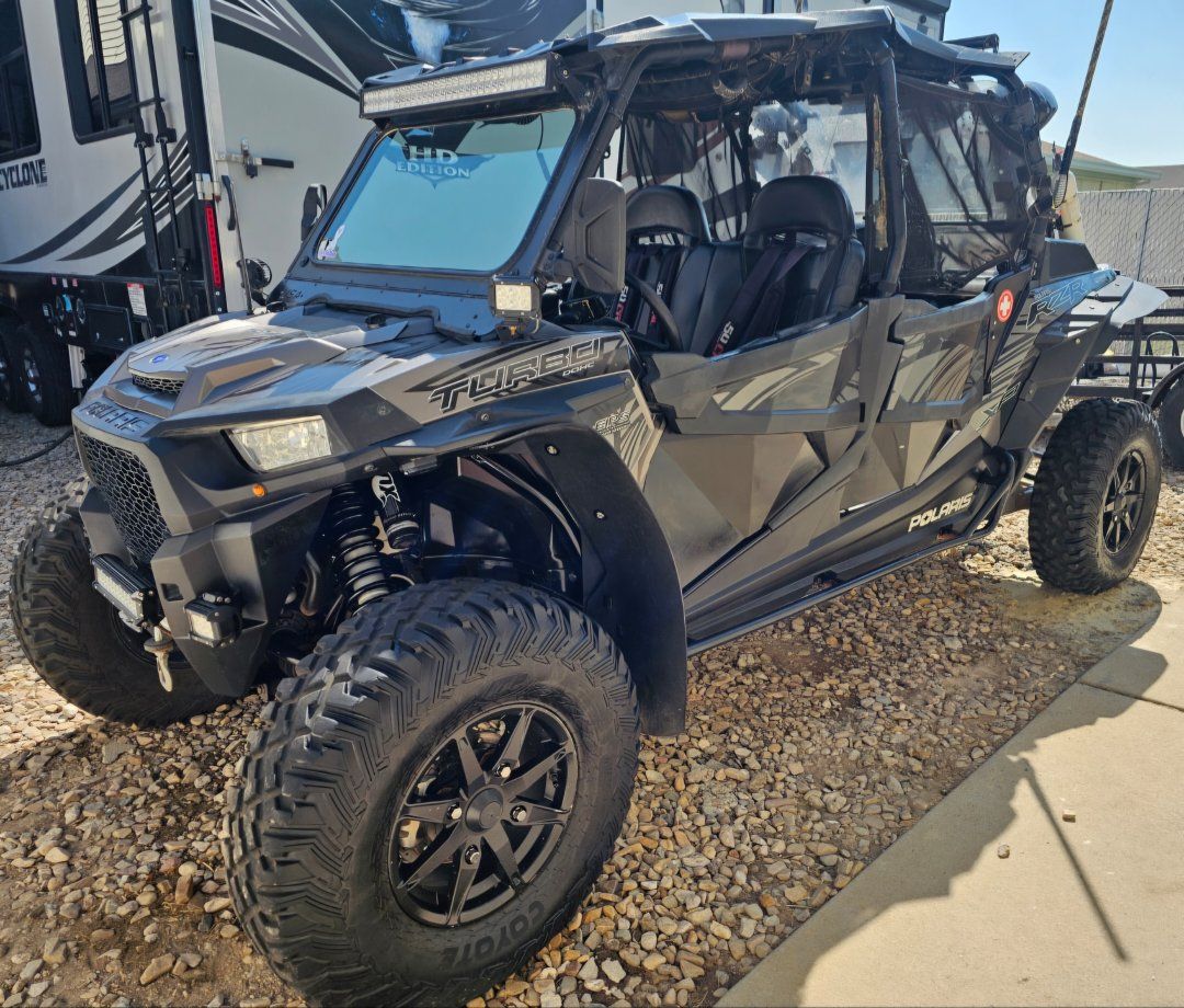 RZR XP4 1000 turbo
