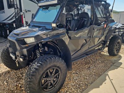RZR XP4 1000 turbo