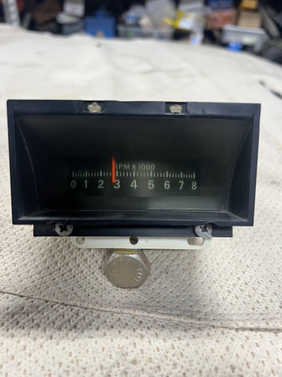 1970-1971 Ford Torino Ranchero Tachometer