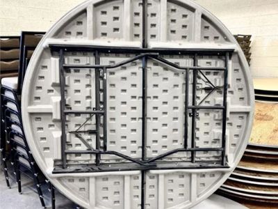72" Round Folding table