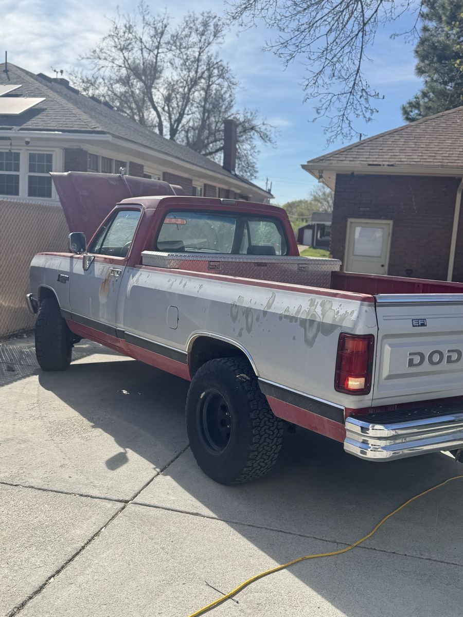 1990 Dodge RAM 150 Miser