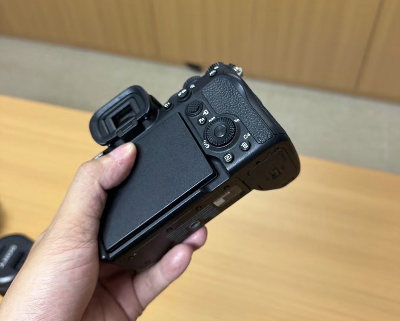 Main image 4