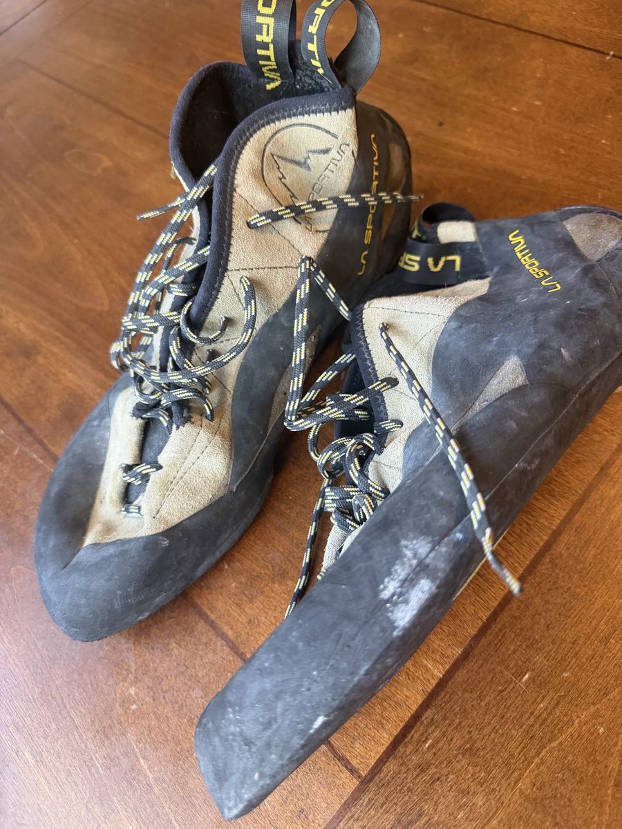 la sportive tc pro size 45.5 climbing shoes