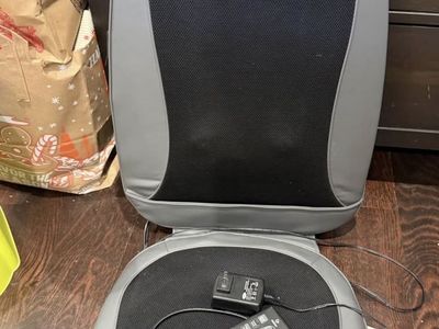 Gideon Massage Cushion with Heat