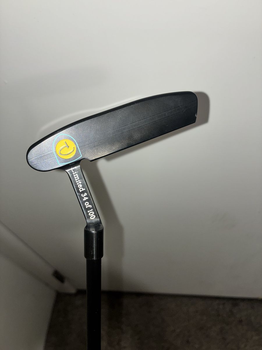 Piretti Limited Edition Tour Only Putter #34/100 – Black PVD Blade – 35”