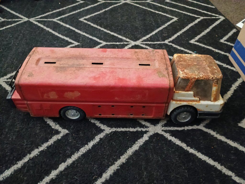 vintage tonkatoy truck tanker or hauler model