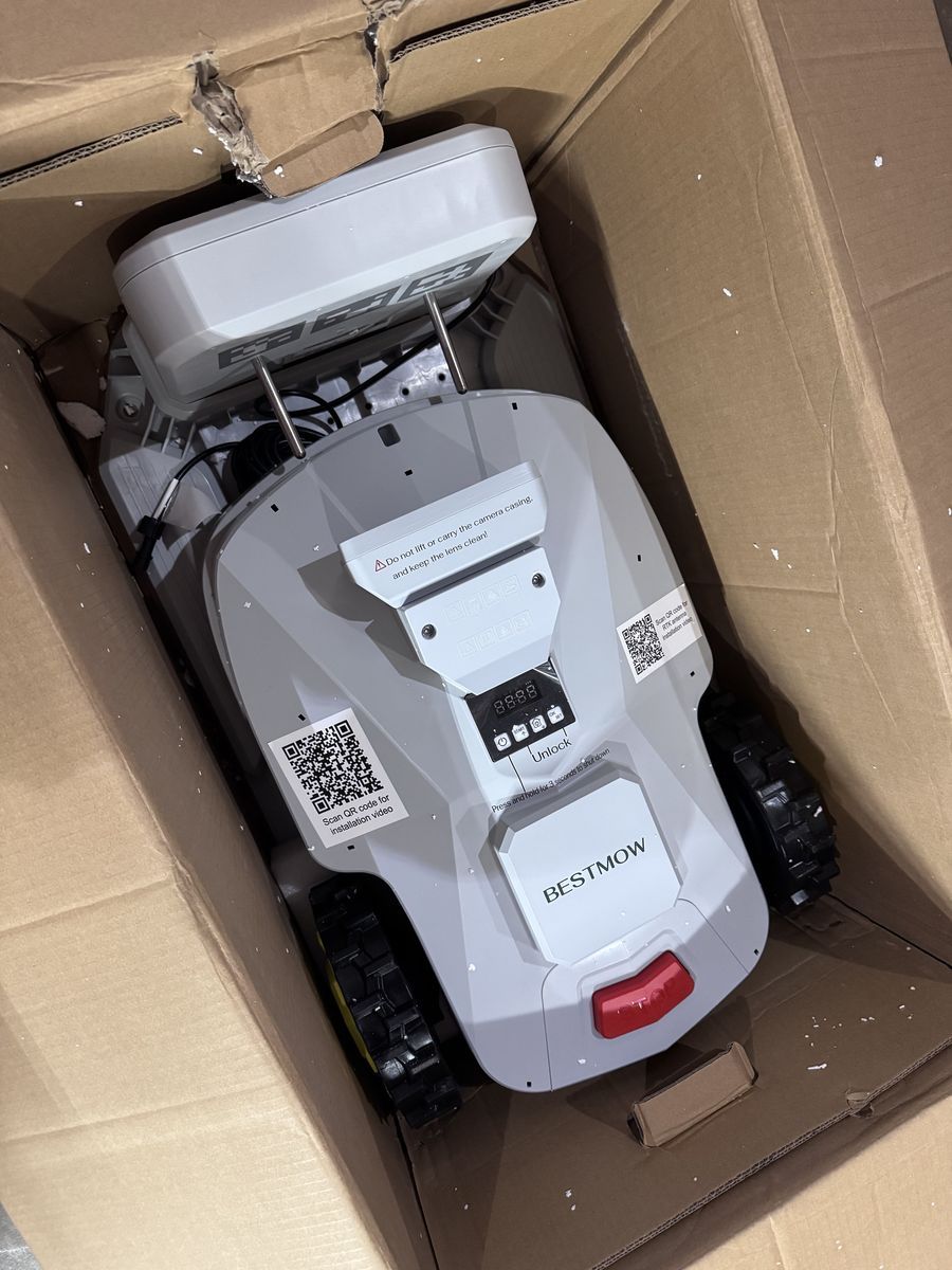 BESTMOW T100 Robotic Lawn Mower NEW