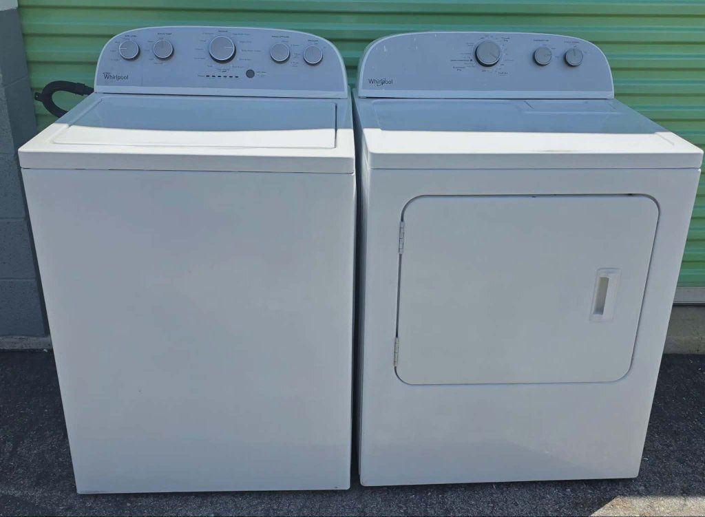 Amazing Whirlpool Washer & electric Dryer Set - free delivery