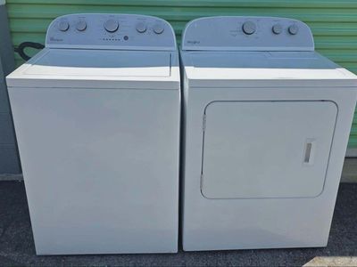 Amazing Whirlpool Washer & electric Dryer Set - free delivery
