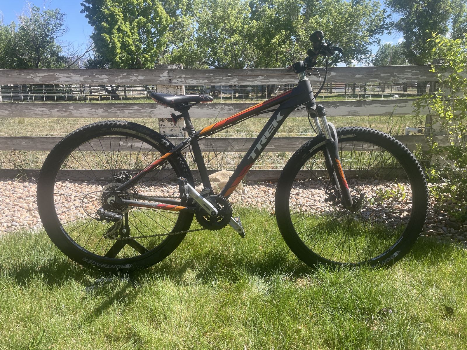 Trek Marlin 5 size small