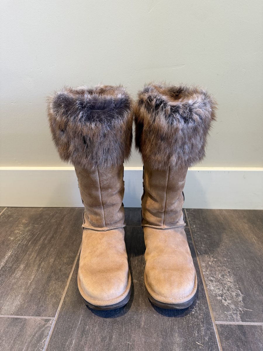 Women's UGG Boots Size 9