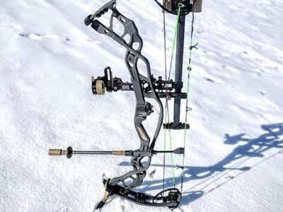 Hoyt Carbon Defiant Turbo