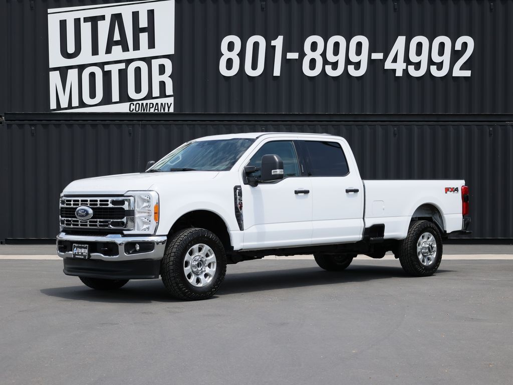 2023 Ford F-350 XLT