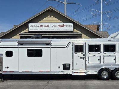 2026 SMC Trailers SMC 4 Horse Trailer w/ Living Quarters Gooseneck P8414SSR Lakota New