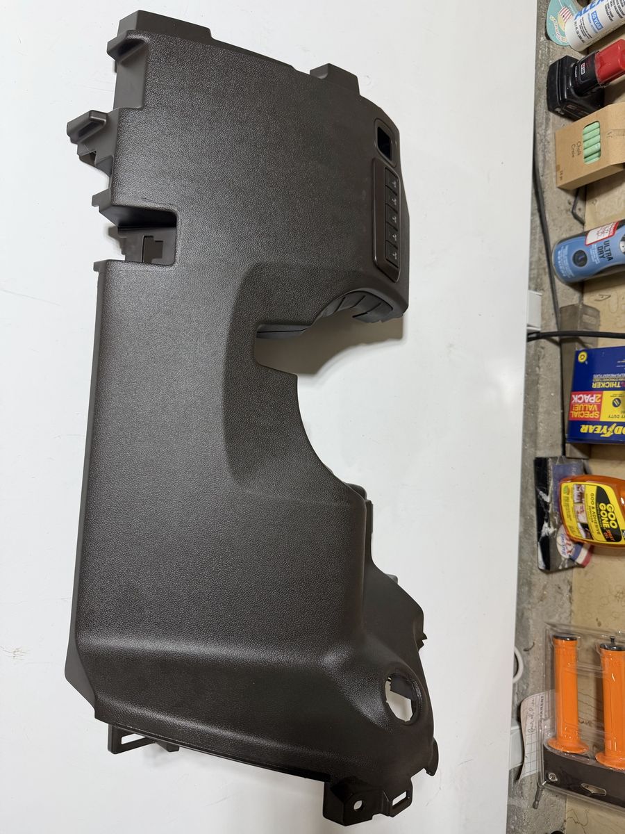 2022 Silverado 3500HD Knee Bolster