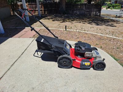 Snapper variable speed self propelled bagged mower, tuned