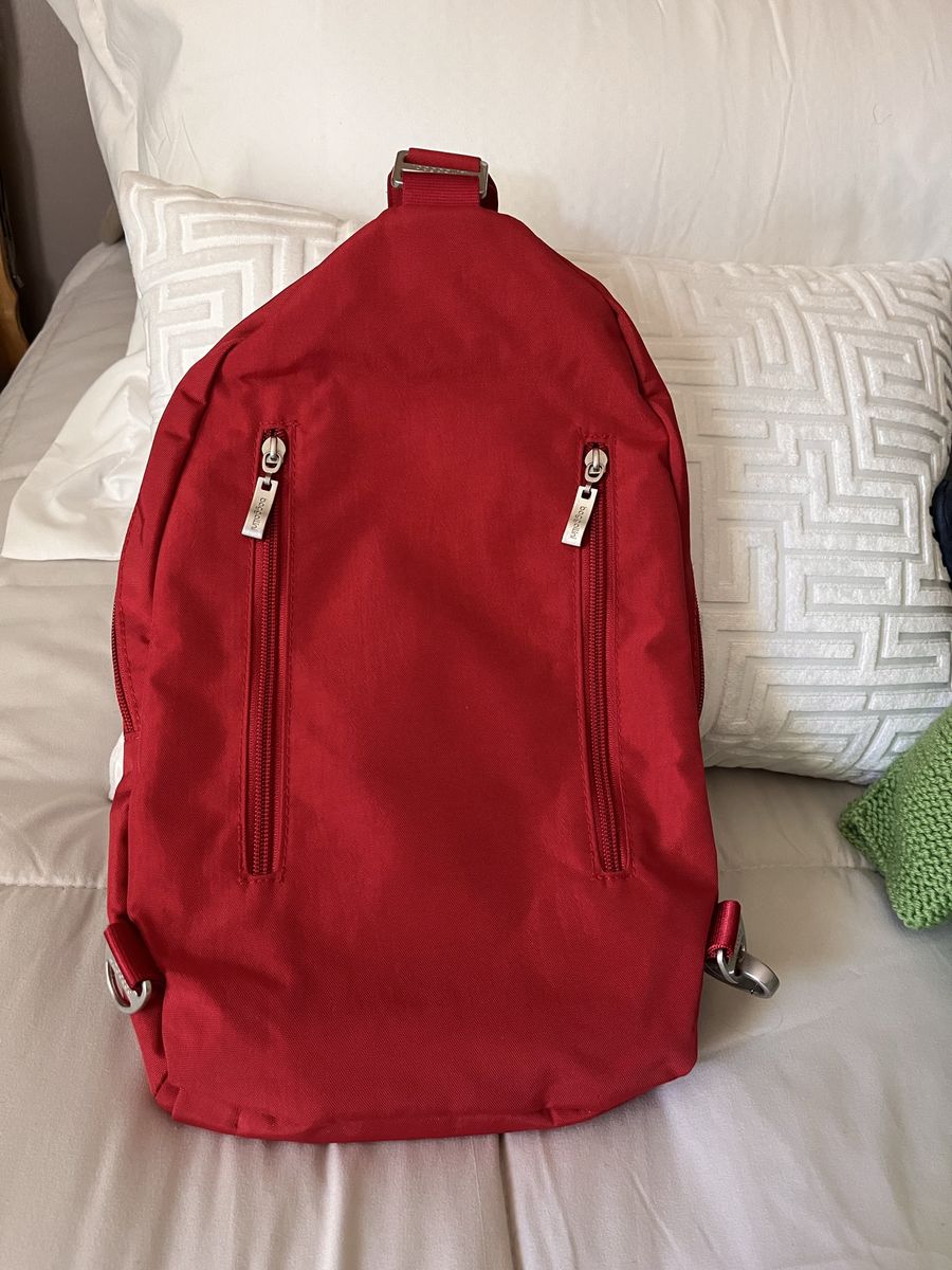 Baggallini Red Sling Backpack Crossbody Bag with Multiple Pockets - Excellent Condition