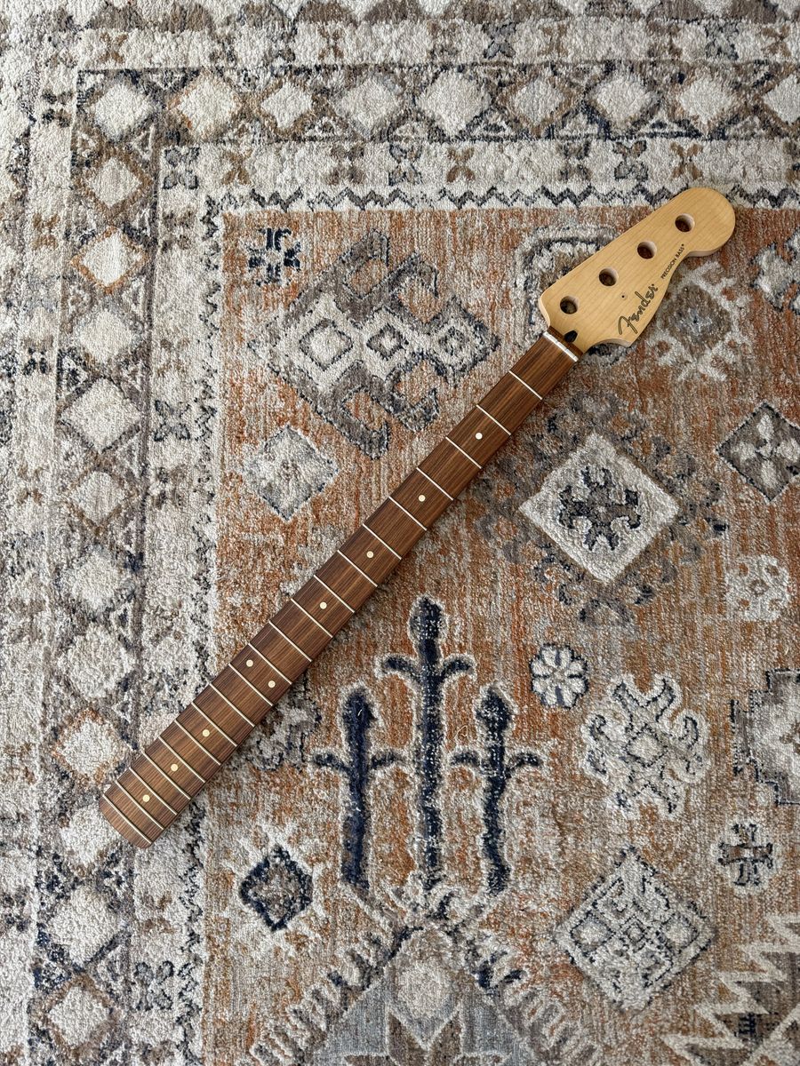 Fender P-bass neck MIM