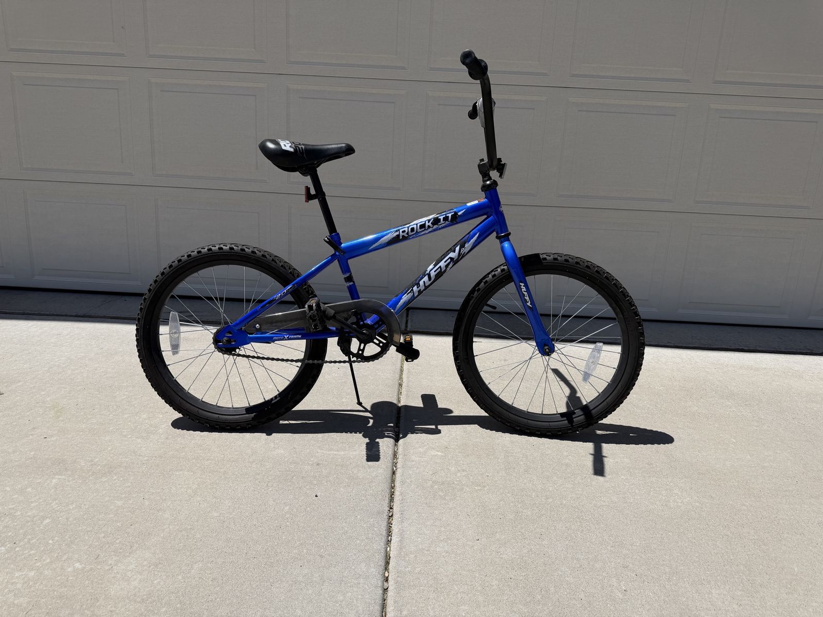 Huffy Rock It 20-inch BMX Freestyle Bike Blue - Good Condition