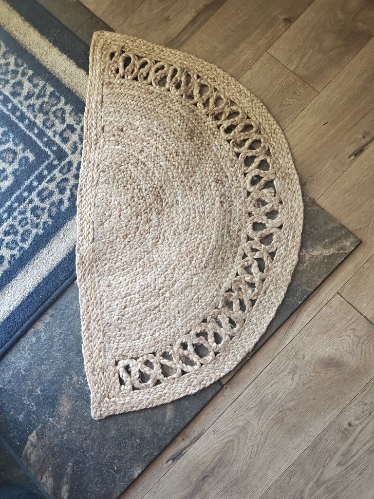 very cute jute half moon rug