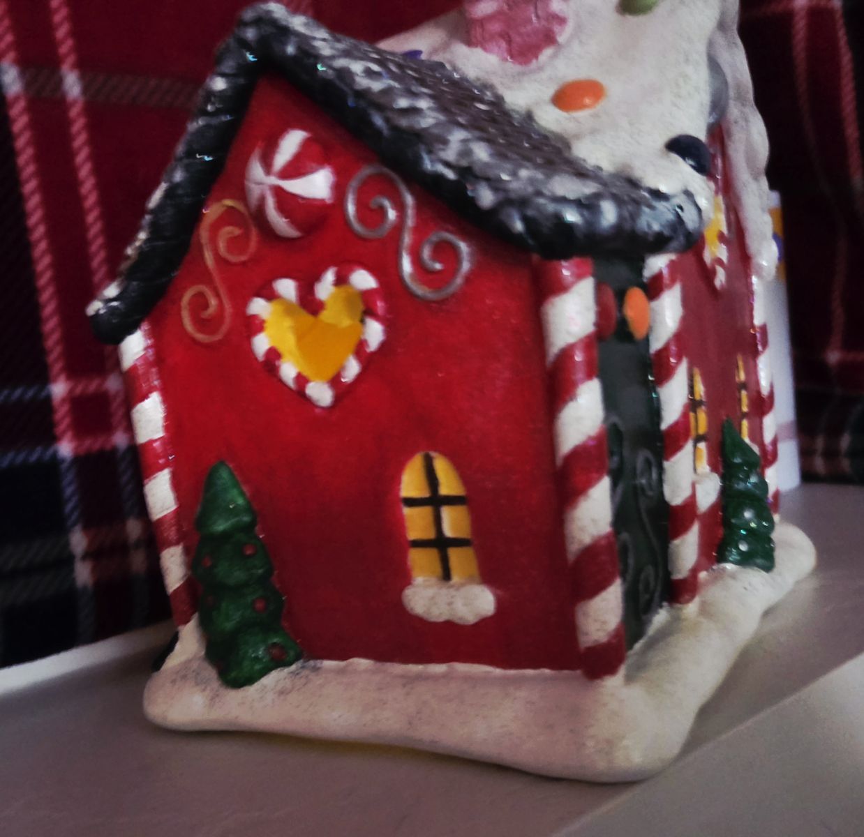Main image 4