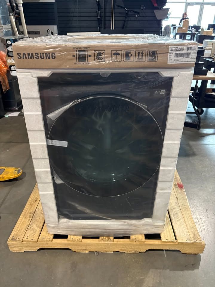 Samsung DVE53BB8900D 27" Stackable Smart Electric Dryer in Brushed Navy, Brand New!