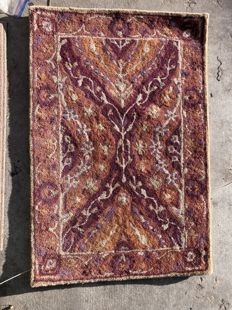 24x36 Wool Oriental Indoor Rug