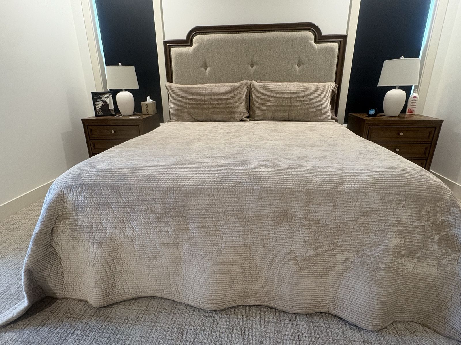 New Jorlaina  Cal King 5 Piece Bedroom Set from Ashley
