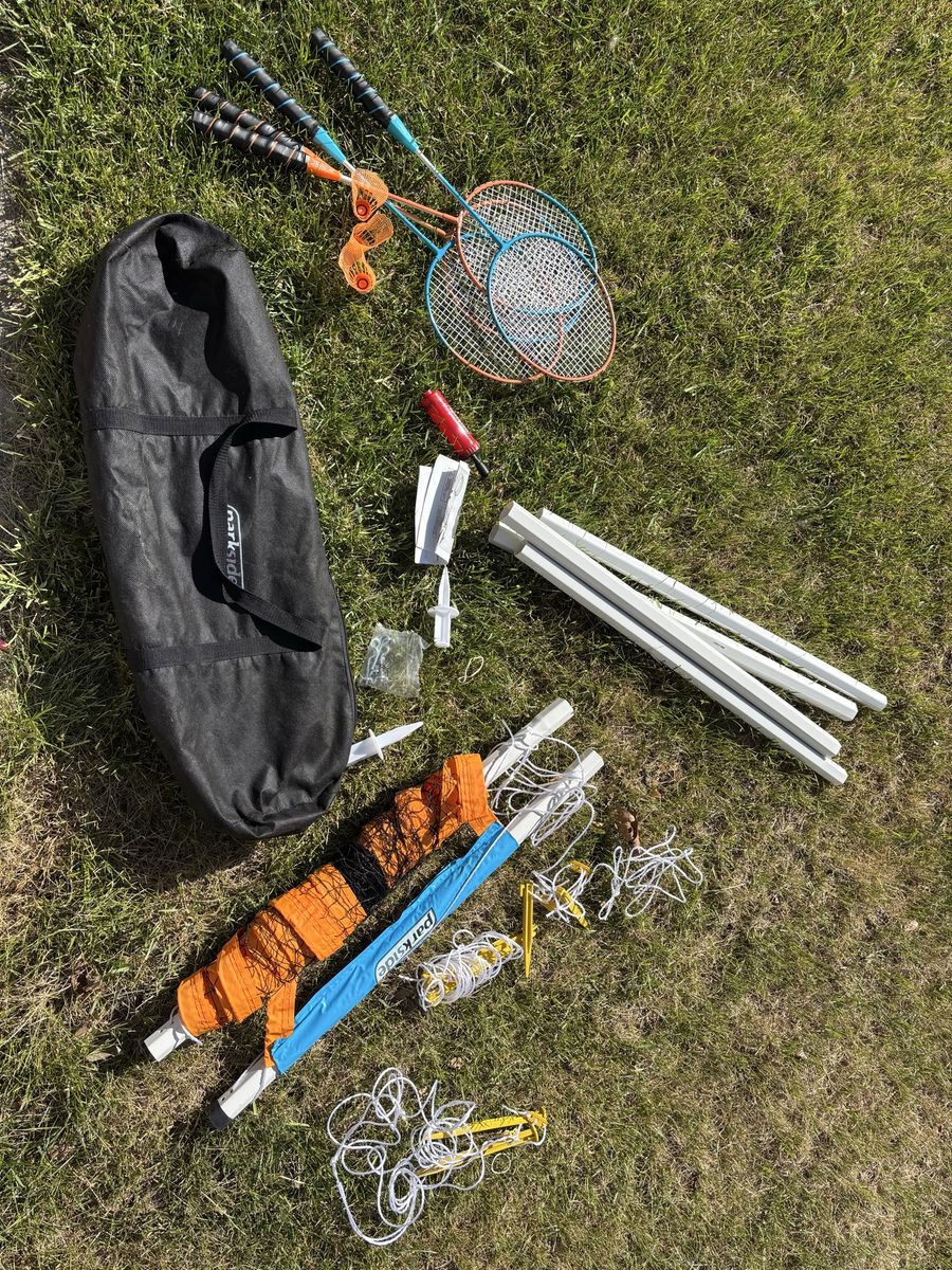 Parkside Portable Badminton/Volleyball Set - Complete w/ Racquets, Shuttlecocks & Carry Bag