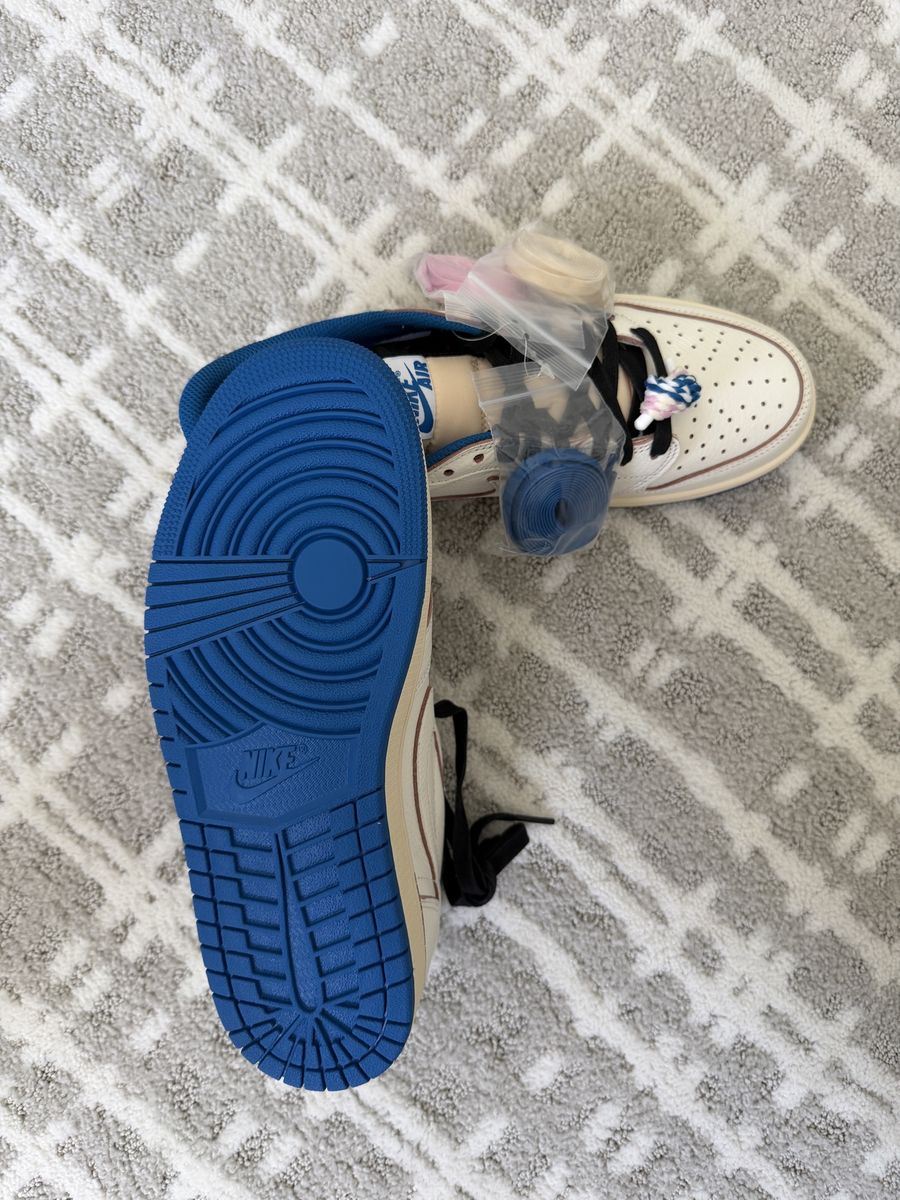 Main image 22
