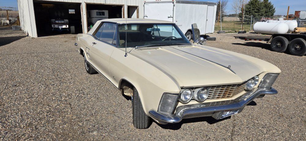 1964 Buick Riviera 