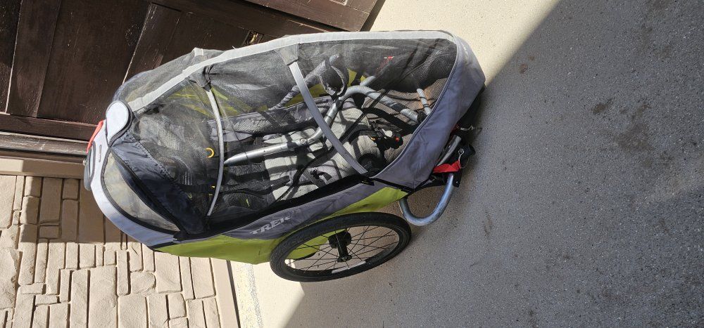 Trek bike tow trailer/jogger