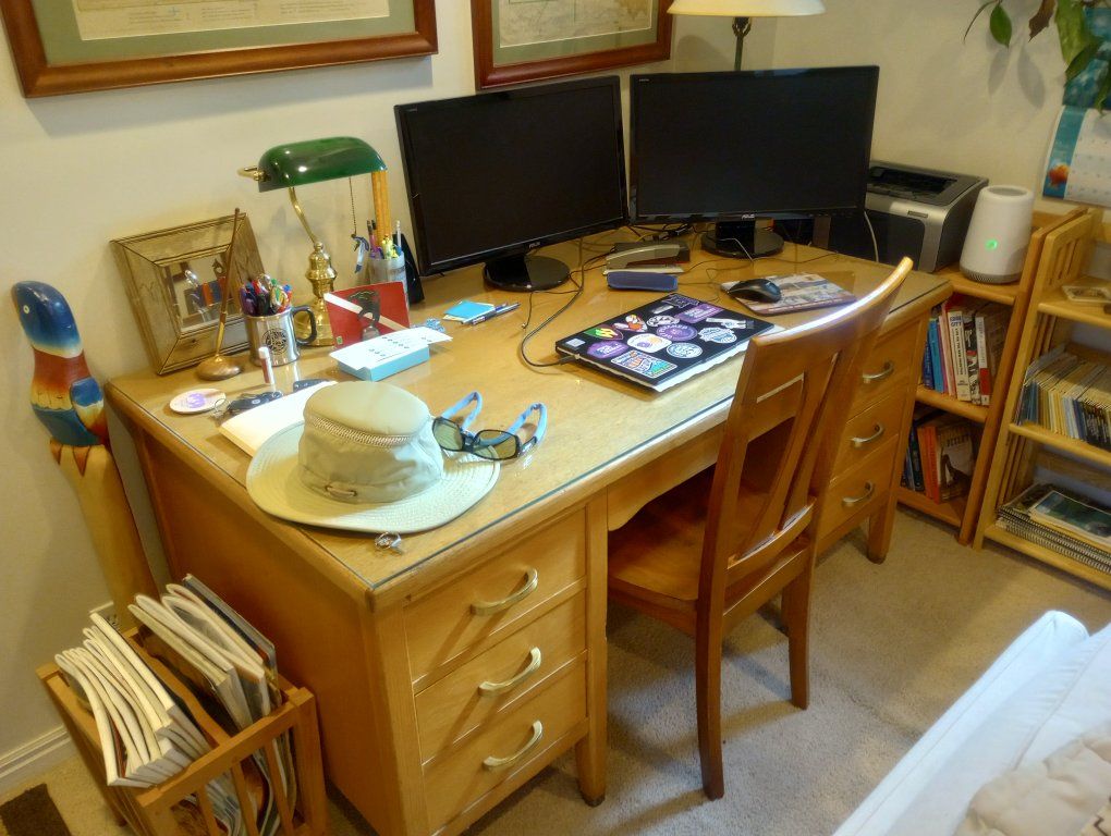 Solid Oak 6-drawer Desk with a Glass Top