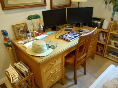 Solid Oak 6-drawer Desk with a Glass Top