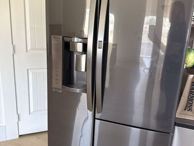 LG Side-by-Side Refrigerator Stainless Steel with Ice Maker